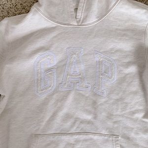 Gap cream logo hoodie